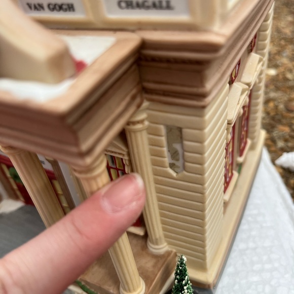 Department 56 Christmas In The City Series "Heritage Museum Of Art" #58831 - Picture 10 of 15